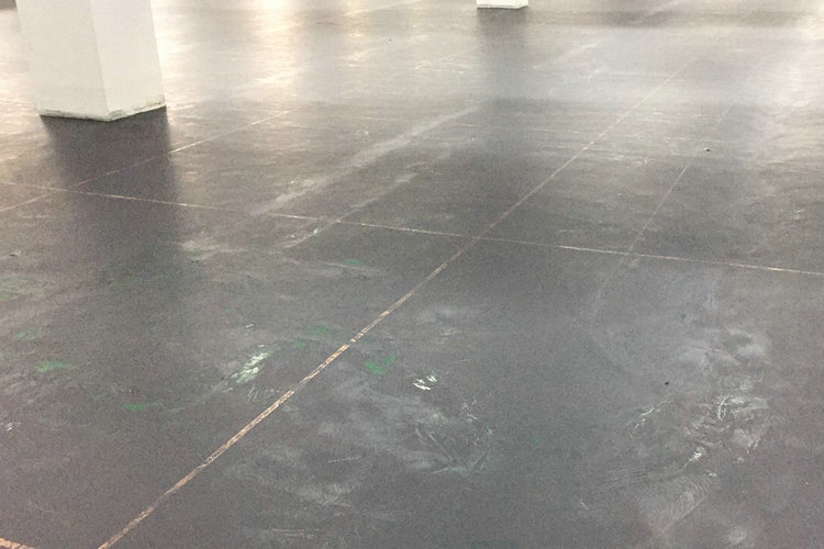 防靜電地坪漆,福州防靜電地坪工程_防靜電地坪漆廠家滄晟:靜電對人體的危險有哪些？